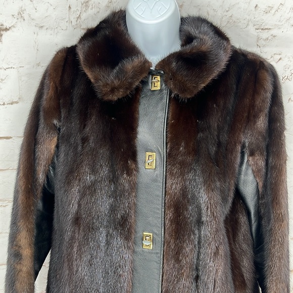 ✨VTG✨I. Magnin Mink/Lambskin Combo Coat, Size M - Picture 6 of 15